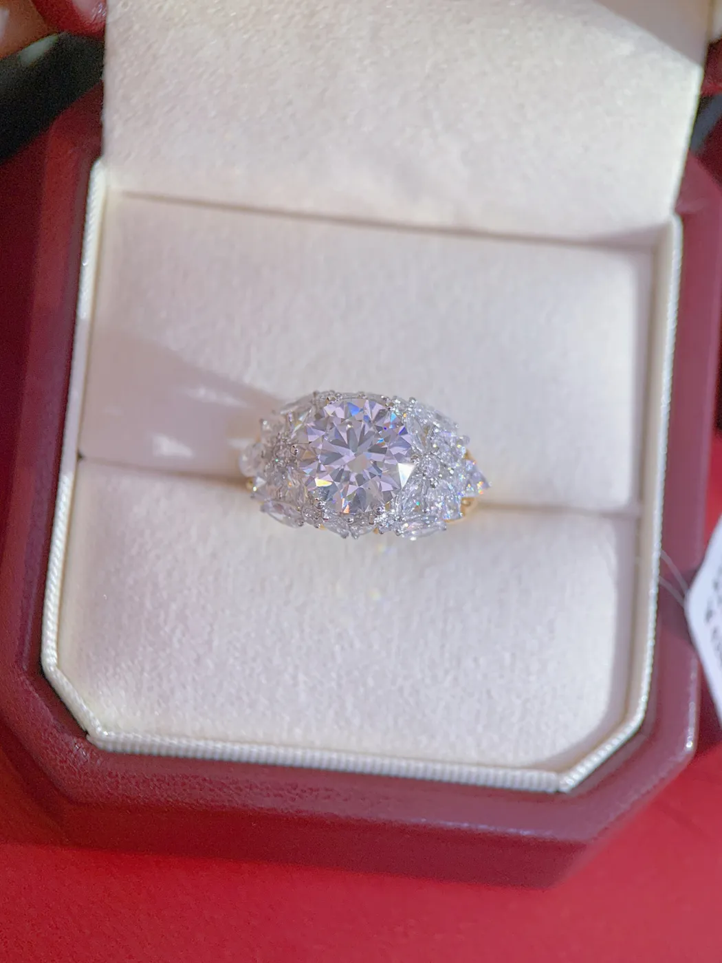 Кольцо «Крылья» с бриллиантом «Круг», 3,04 ct — фото 1