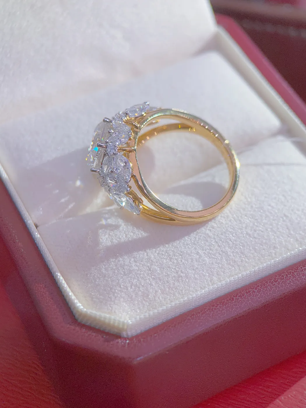 Кольцо «Крылья» с бриллиантом «Круг», 3,04 ct — фото 2