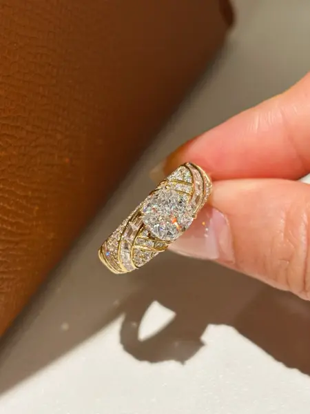 Кольцо «Овал» на широкой шинке, 1,5 ct
