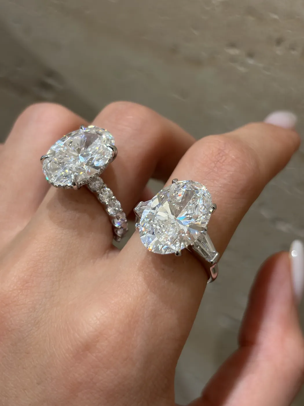 Кольцо «Овал» с боковыми камнями, 8 ct — фото 3