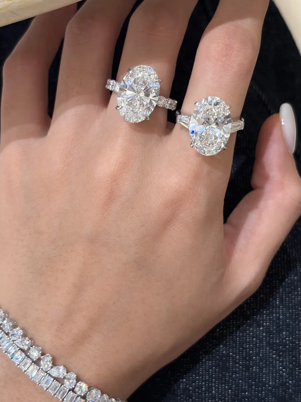 Кольцо «Овал» с боковыми камнями, 8 ct — фото 4