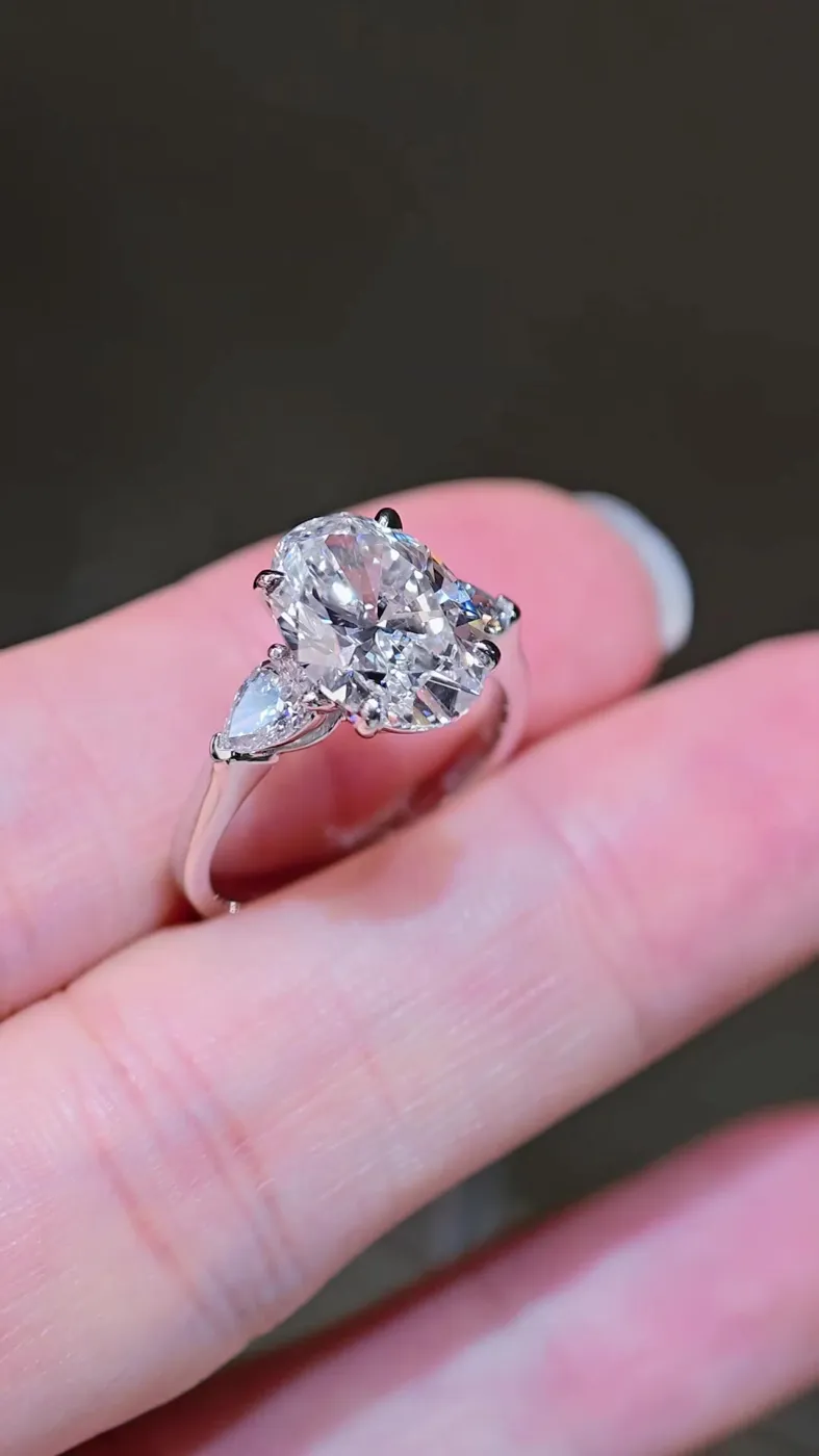 Кольцо «Овал» с тремя камнями, 4,03 ct — фото 3