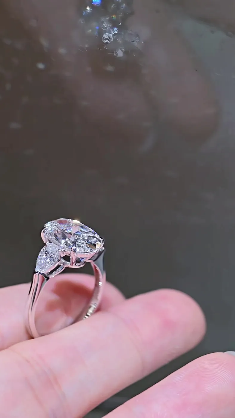Кольцо «Овал» с тремя камнями, 5 ct — фото 2