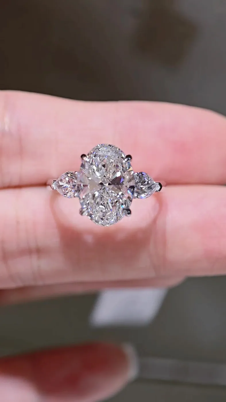 Кольцо «Овал» с тремя камнями, 5 ct — фото 4