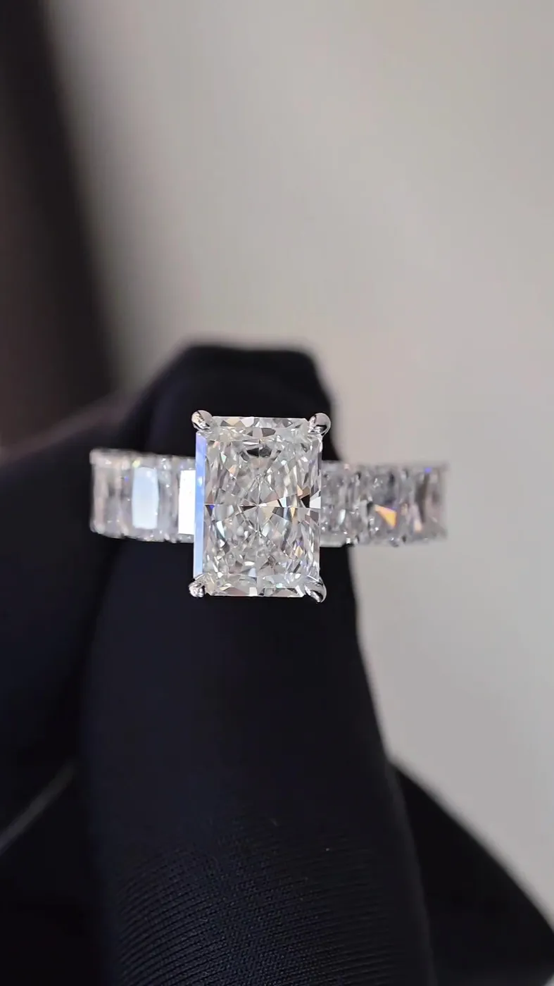 Кольцо «Радиант» с паве, 3,01 ct — фото 7