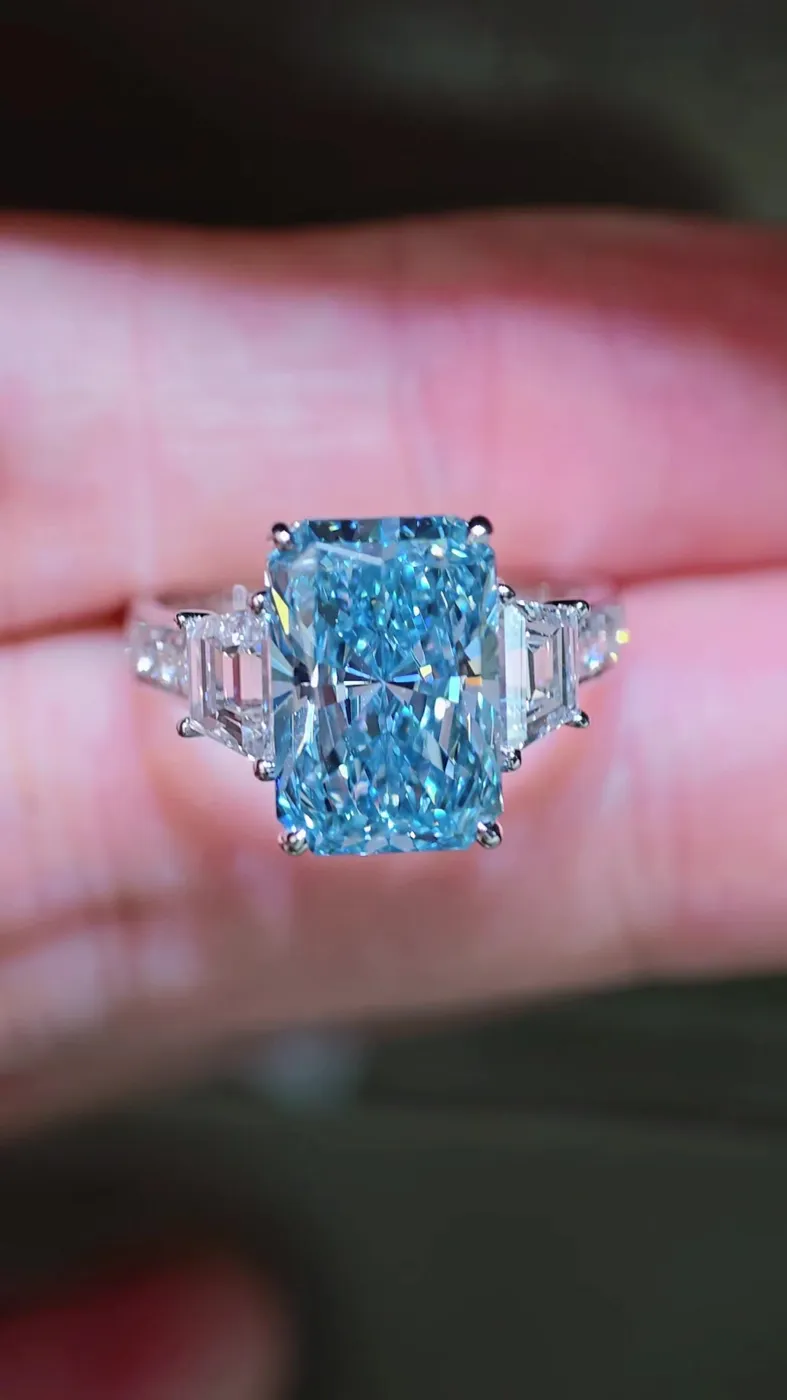Кольцо с голубым бриллиантом «Радиант», 5,05 ct — фото 4