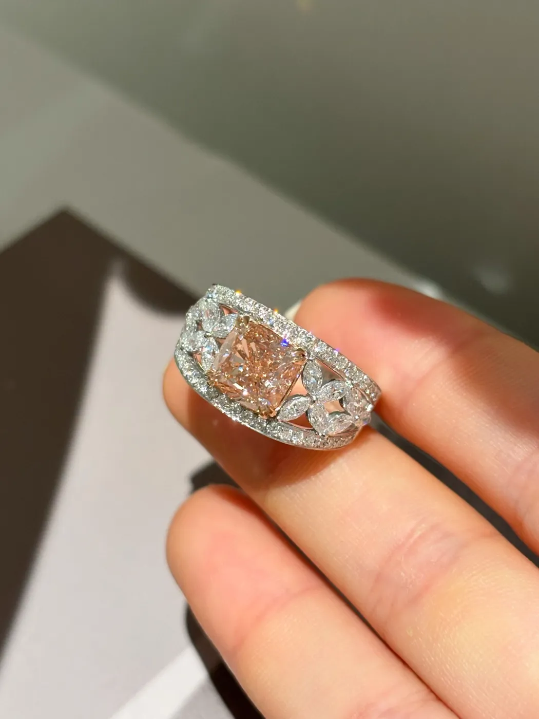 Кольцо с розовым бриллиантом «Овал», 2,5 ct — фото 3