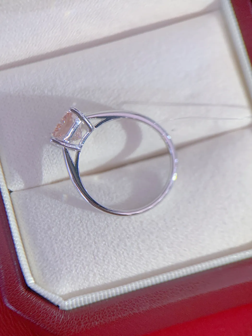 Кольцо с розовым бриллиантом «Радиант», 3,51 ct — фото 2