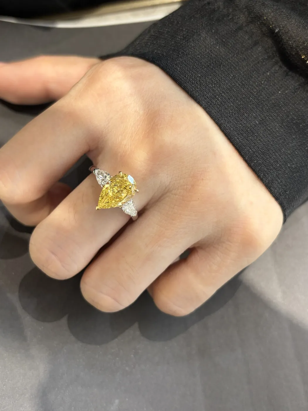 Кольцо с жёлтым бриллиантом «Груша», 3 ct — фото 5