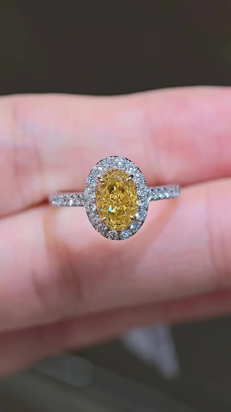Кольцо с жёлтым бриллиантом «Овал» в ореоле, 1,51 ct — фото 4