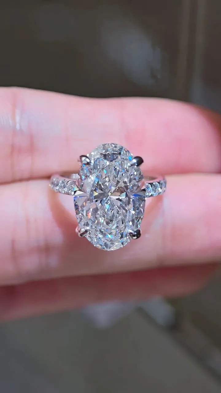 Кольцо-солитер «Овал», 10,01 ct — фото 1