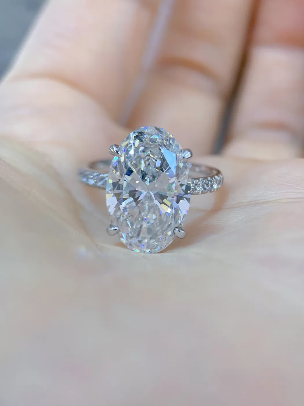Кольцо-солитер «Овал», 8,07 ct — фото 1