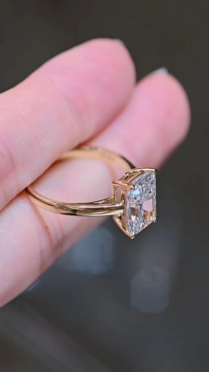 Кольцо-солитер «Радиант», 3,02 ct — фото 1