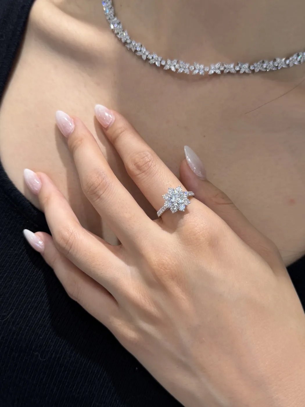 Кольцо «Солнце» с центральным бриллиантом, 1 ct — фото 4