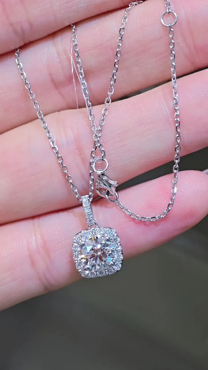 Подвеска «Кушон» в ореоле, 1,19 ct — фото 1