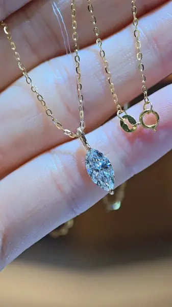 Подвеска «Маркиз», 1,02 ct