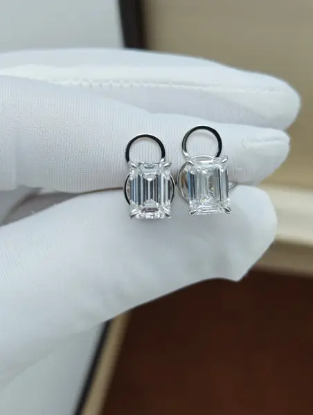 Пусеты «Изумруд», 2 × 2 ct