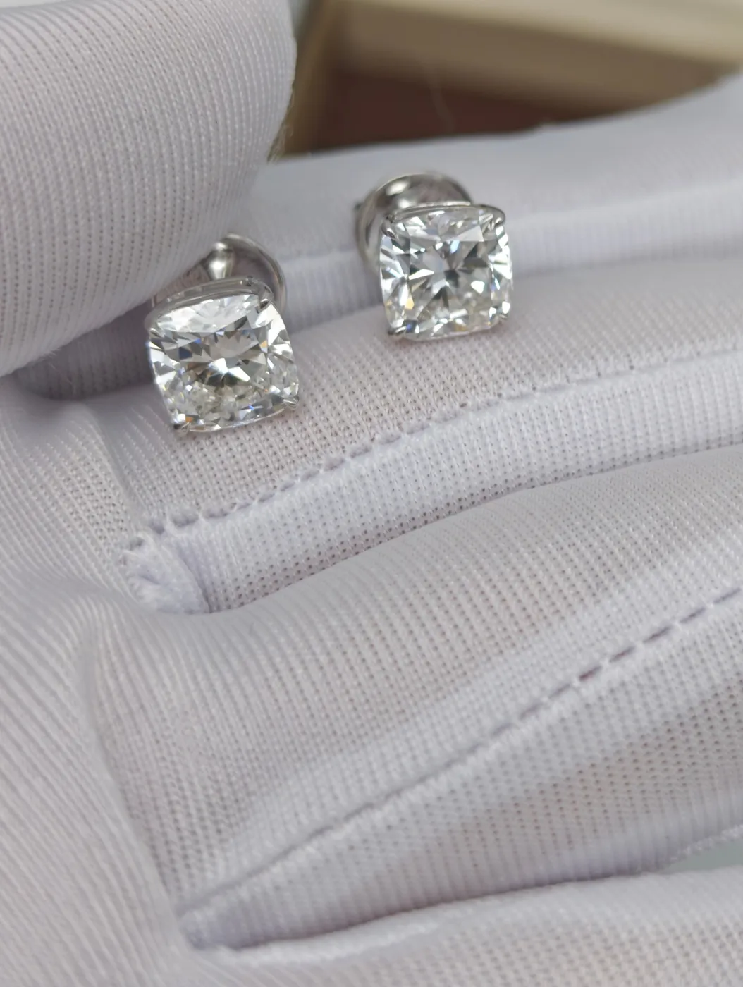 Пусеты «Кушон», 2 × 2 ct — фото 3