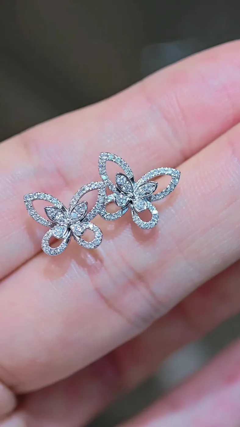 Серьги-гвоздики «Бабочка» из паве, 0,31 ct — фото 2