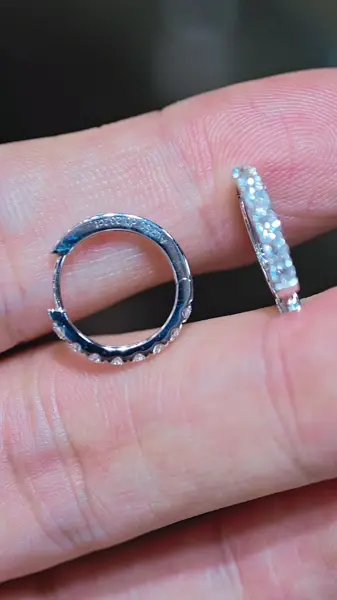 Серьги-кольца с бриллиантами, 0,62 ct