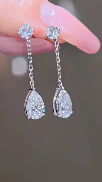 Серьги-подвески «Груша» на цепочке, 2 ct