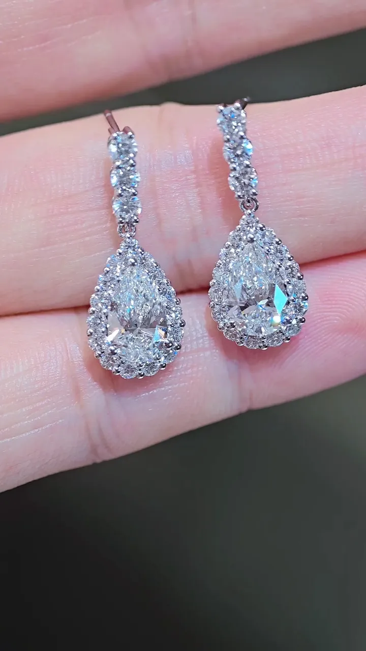 Серьги-подвески «Груша» в ореоле, 2 ct — фото 1